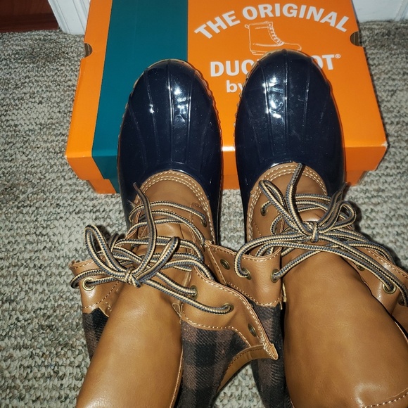 Winter/Rain Duck Boots - Picture 5 of 6